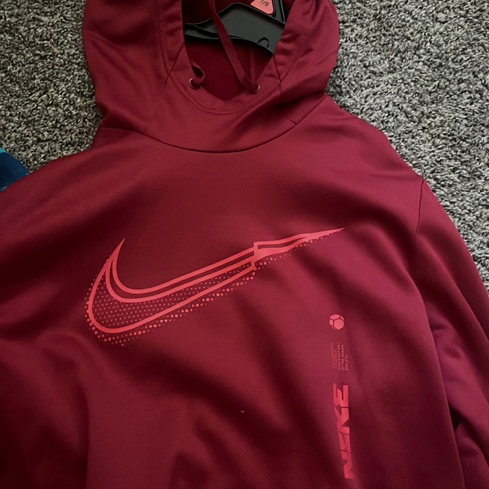 nike hoodie